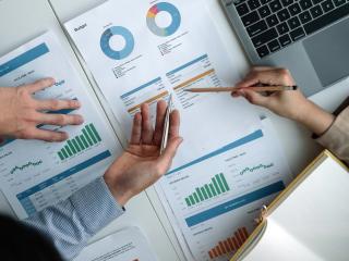 الدراسات والبحوث الاقتصادية